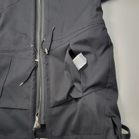 Nike Women's Made in Italy Jacket Every Stitch Considered Size S FD6481-010 New - Picture 9 of 13